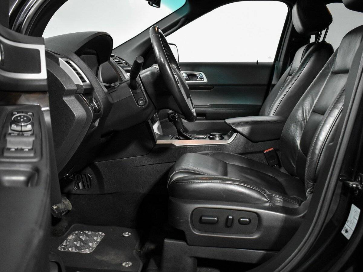 Форд Експлорер б/у, 2014, Автоматическая. Фото: #9