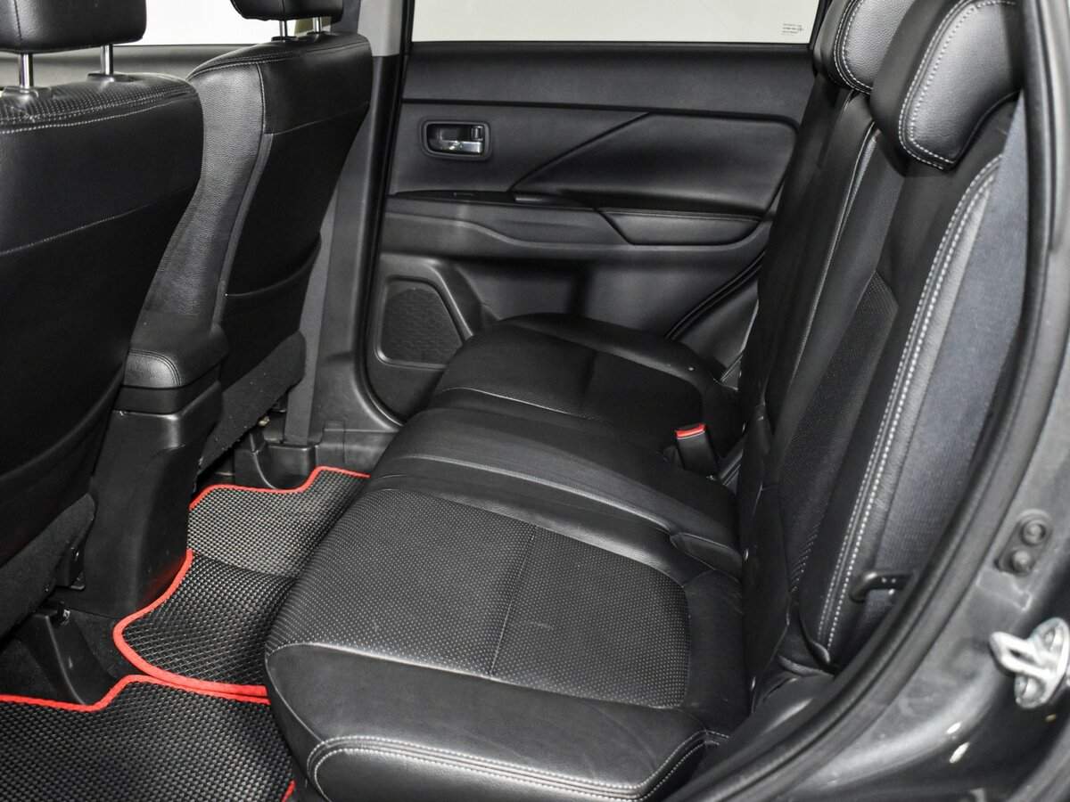 Митсубиши Оутлэндер б/у, 2014, Вариатор. Фото: #11