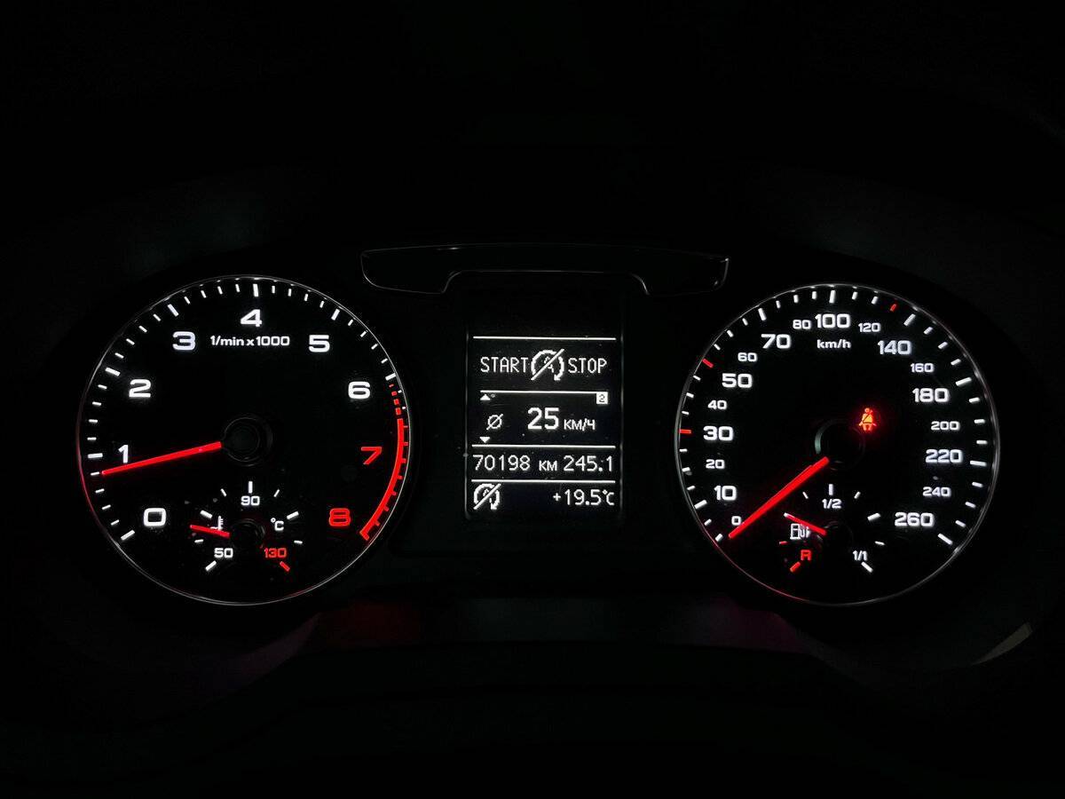 Ауди К3 б/у, 2015, Роботизированная. Фото: #6