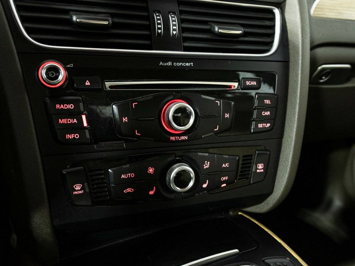 Ауди А4 б/у, 2015, Вариатор. Фото: #15