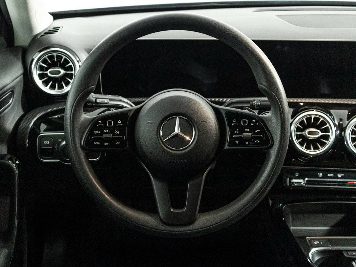 Мерседес-Бенц А-Класс б/у, 2018, Роботизированная. Фото: #17