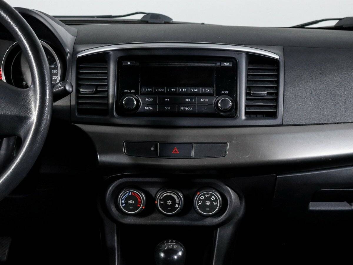 Митсубиши Лансер б/у, 2014, Механическая. Фото: #11