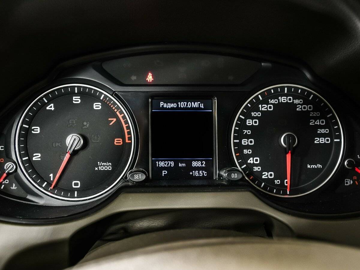 Ауди К5 б/у, 2013, Автоматическая. Фото: #9