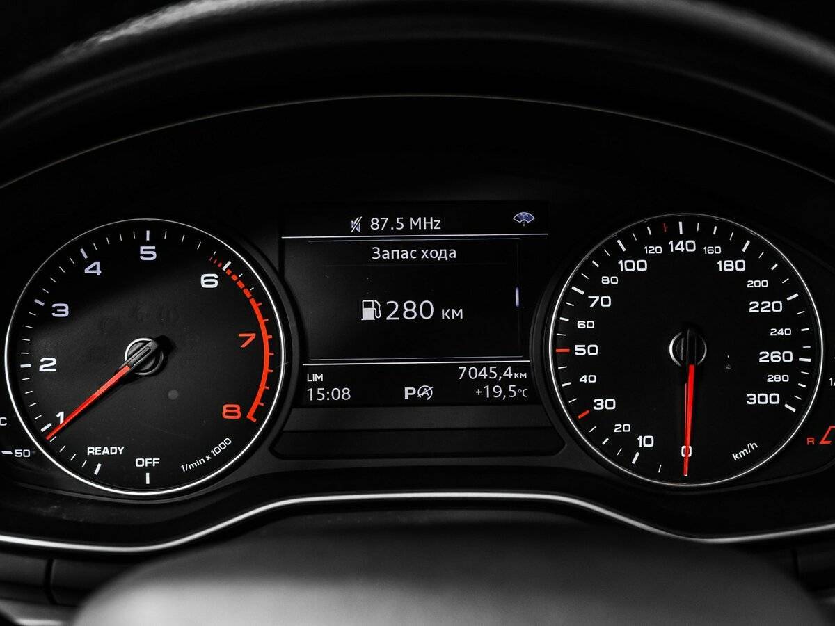 Ауди А4 б/у, 2016, Роботизированная. Фото: #9