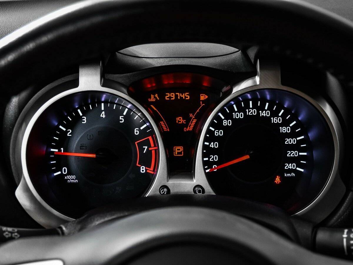 Ниссан Жук б/у, 2015, Вариатор. Фото: #9