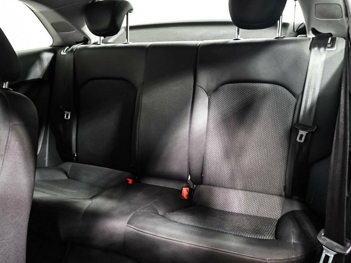 Ауди А1 б/у, 2012, Роботизированная. Фото: #11