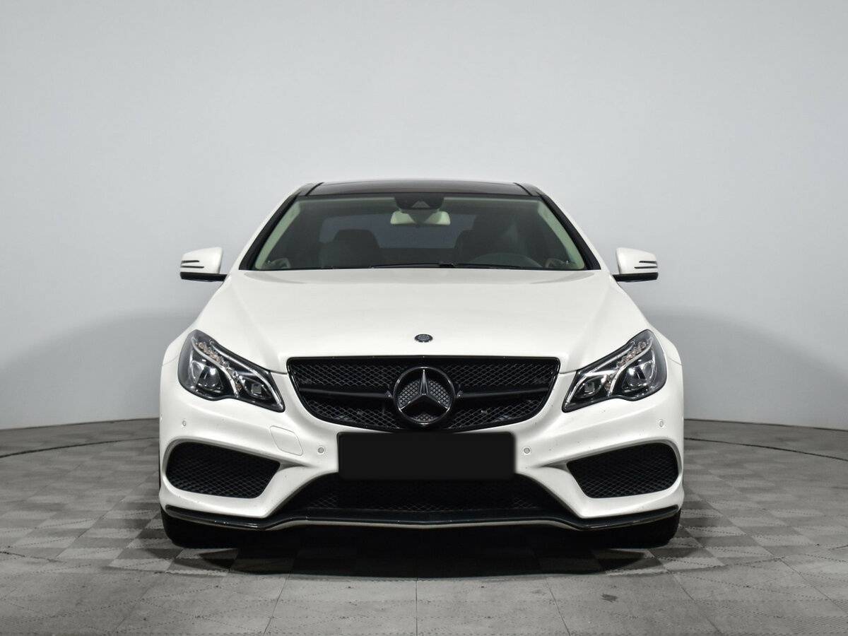 Мерседес-Бенц Е-Класс б/у, 2015, Автоматическая. Фото: #1