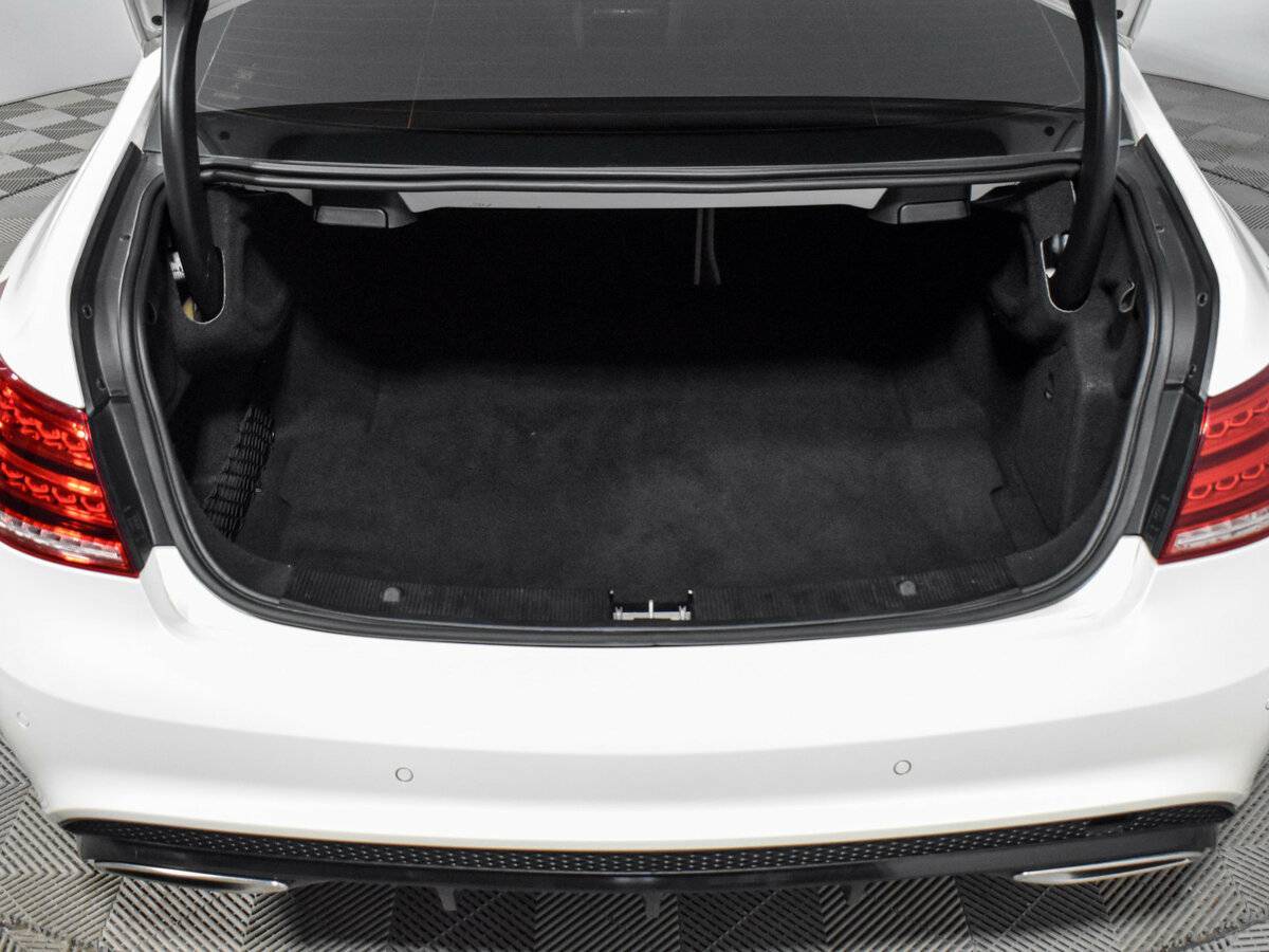 Мерседес-Бенц Е-Класс б/у, 2015, Автоматическая. Фото: #22