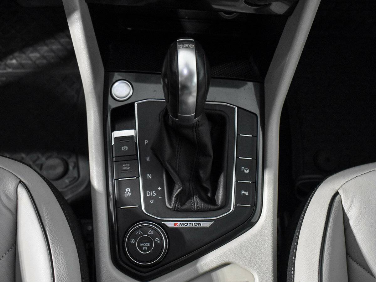 Фольксваген Тигуан б/у, 2017, Роботизированная. Фото: #14