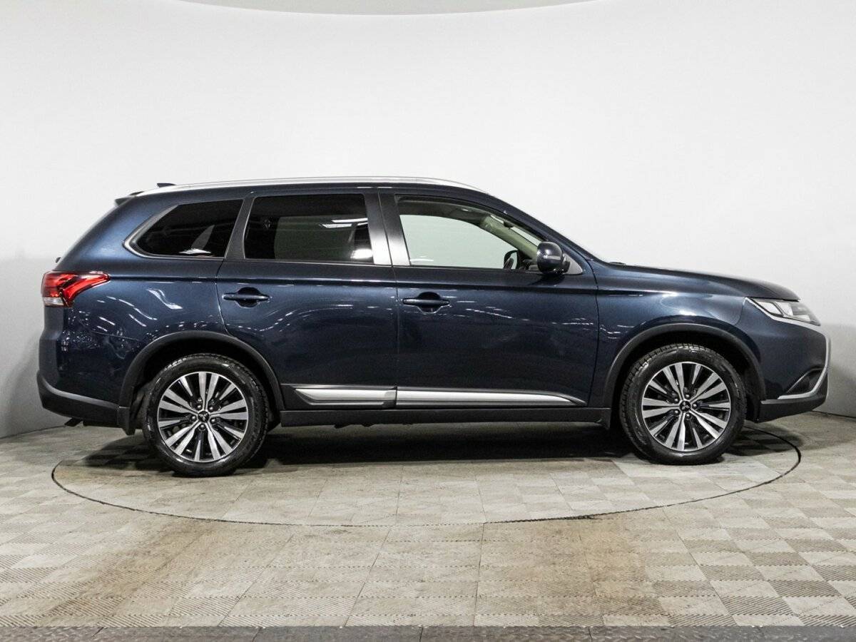 Митсубиши Оутлэндер б/у, 2018, Вариатор. Фото: #3