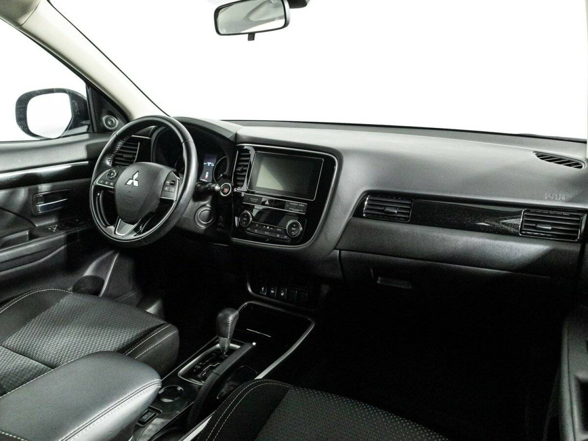 Митсубиши Оутлэндер б/у, 2018, Вариатор. Фото: #8