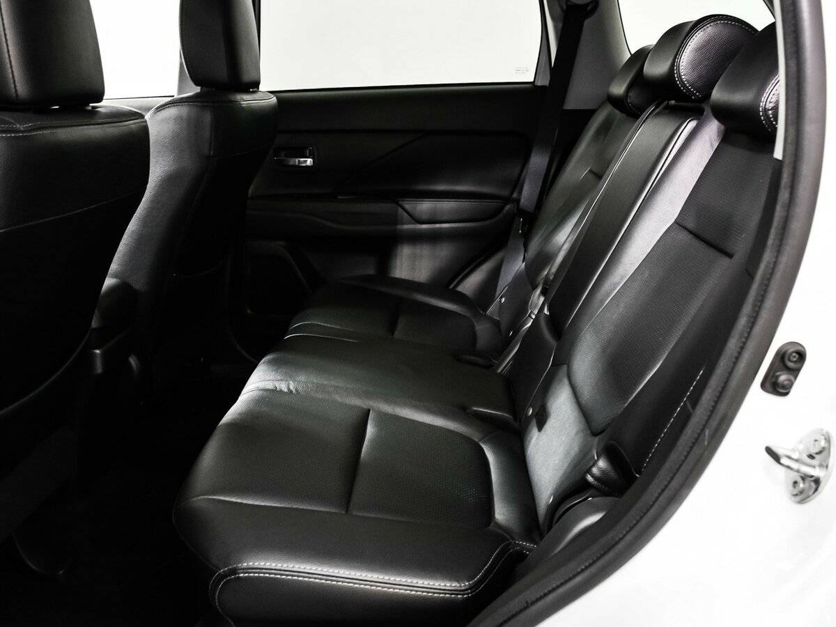 Митсубиши Оутлэндер б/у, 2017, Вариатор. Фото: #11