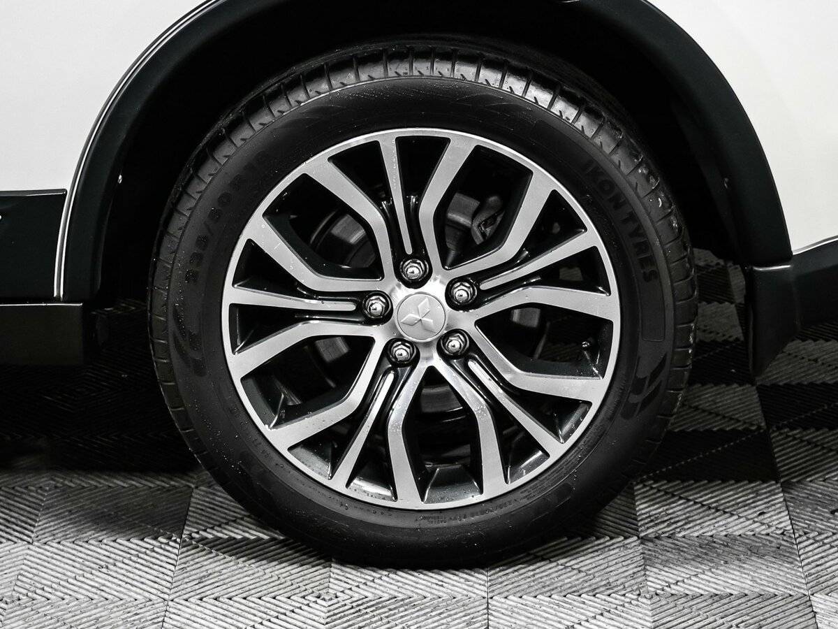 Митсубиши Оутлэндер б/у, 2017, Вариатор. Фото: #13