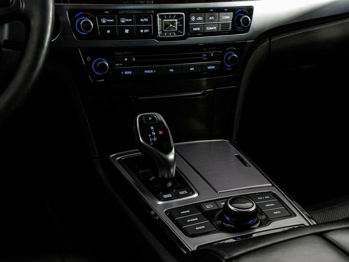 Хендай Экус б/у, 2015, Автоматическая. Фото: #11