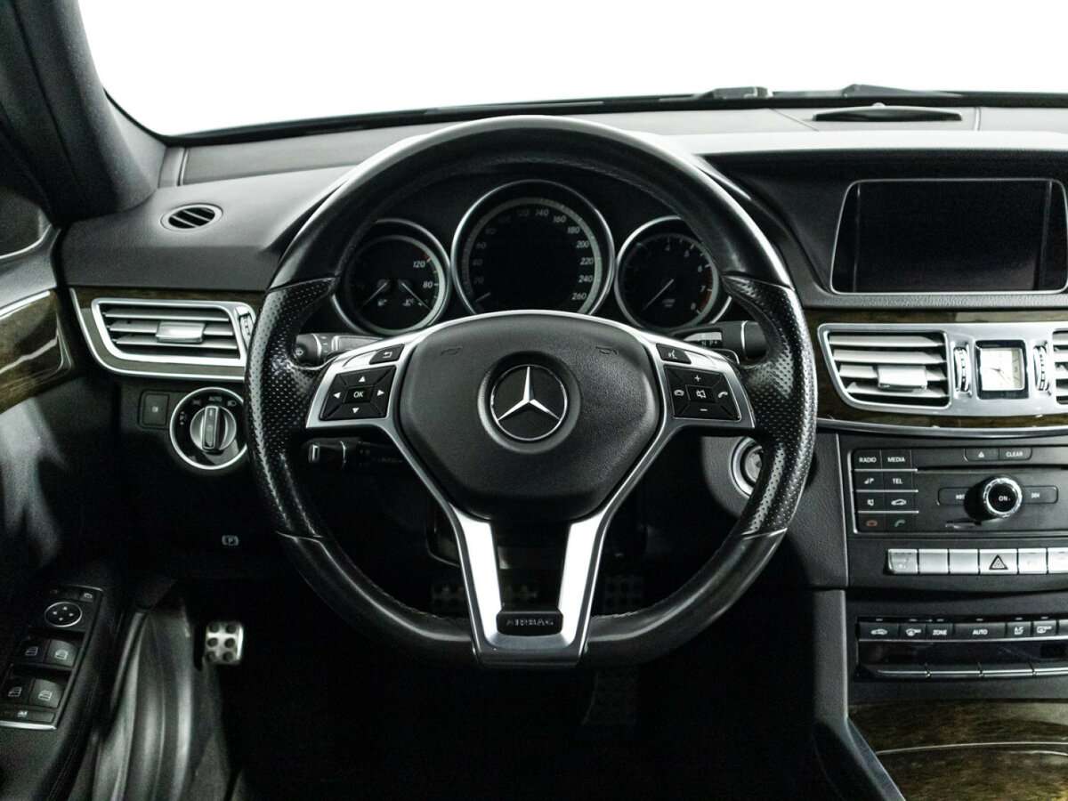 Мерседес-Бенц Е-Класс б/у, 2015, Автоматическая. Фото: #17