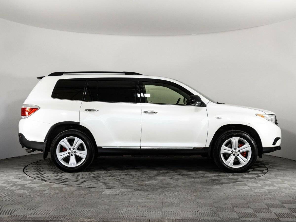 Тойота Хайлэндер б/у, 2012, Автоматическая. Фото: #3