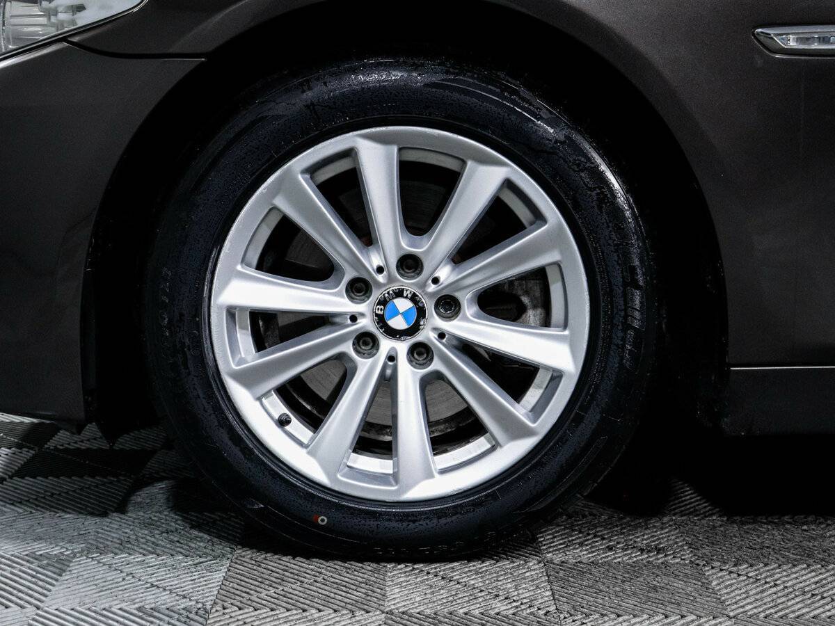 БМВ 5 серии б/у, 2012, Автоматическая. Фото: #14