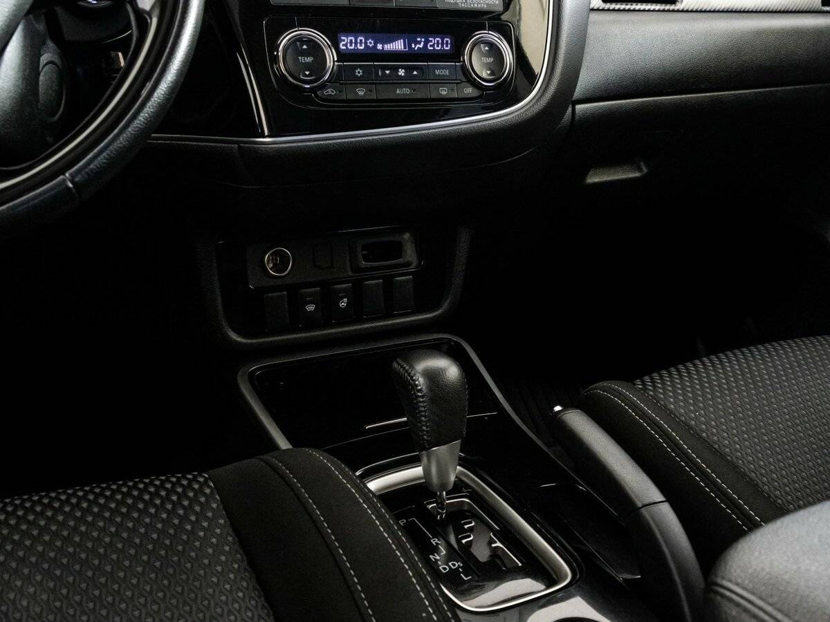 Митсубиши Оутлэндер б/у, 2018, Вариатор. Фото: #11