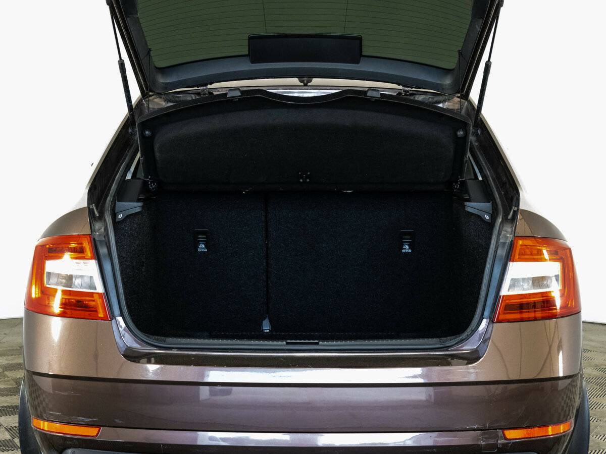 Шкода Октавия б/у, 2018, Роботизированная. Фото: #17