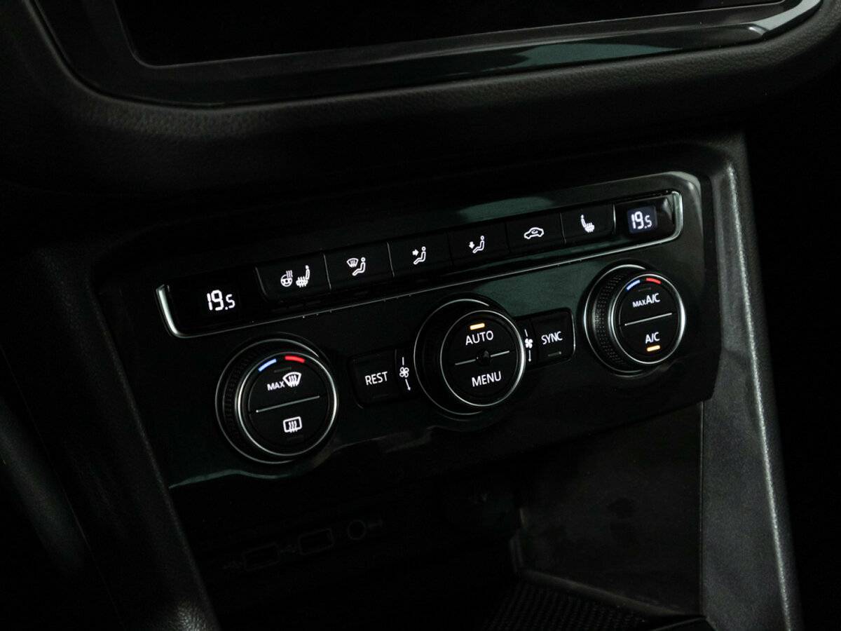 Фольксваген Тигуан б/у, 2019, Роботизированная. Фото: #18