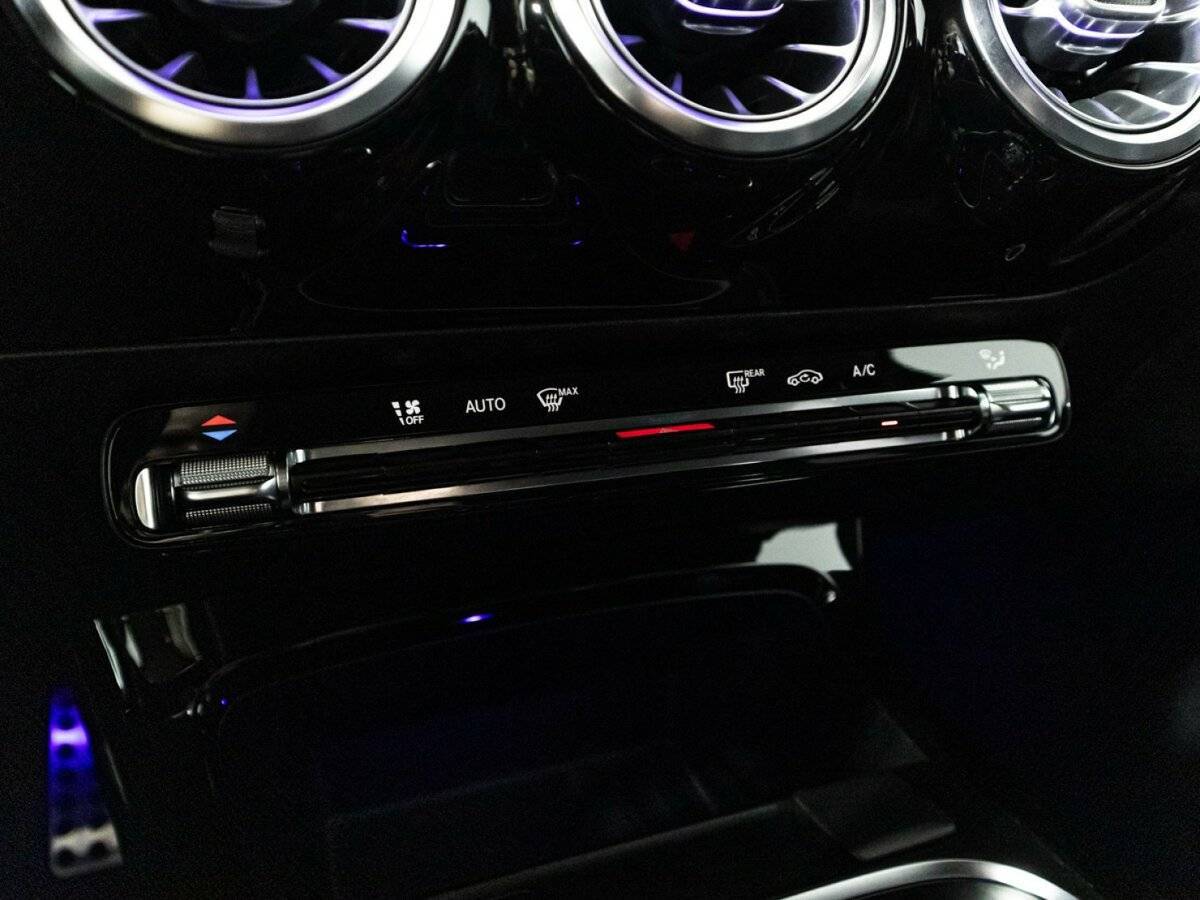 Мерседес-Бенц А-Класс б/у, 2018, Роботизированная. Фото: #15