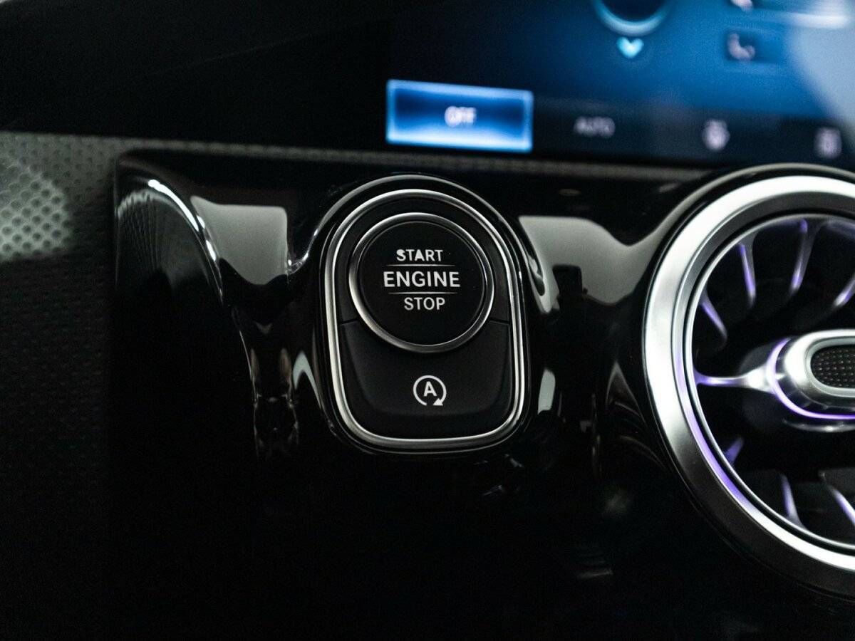 Мерседес-Бенц А-Класс б/у, 2018, Роботизированная. Фото: #17