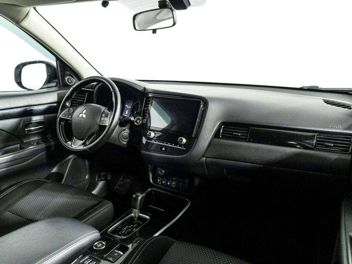 Митсубиши Оутлэндер б/у, 2020, Вариатор. Фото: #6