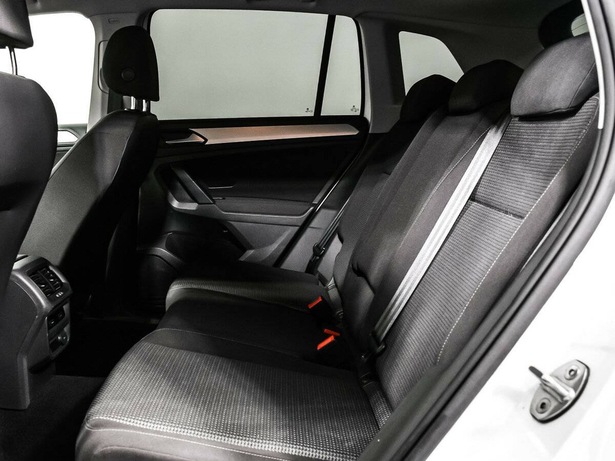 Фольксваген Тигуан б/у, 2018, Роботизированная. Фото: #10