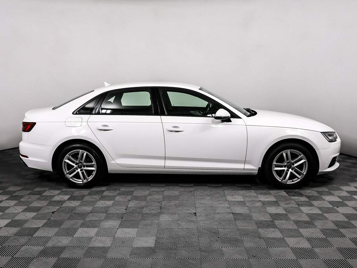 Ауди А4 б/у, 2018, Роботизированная. Фото: #3