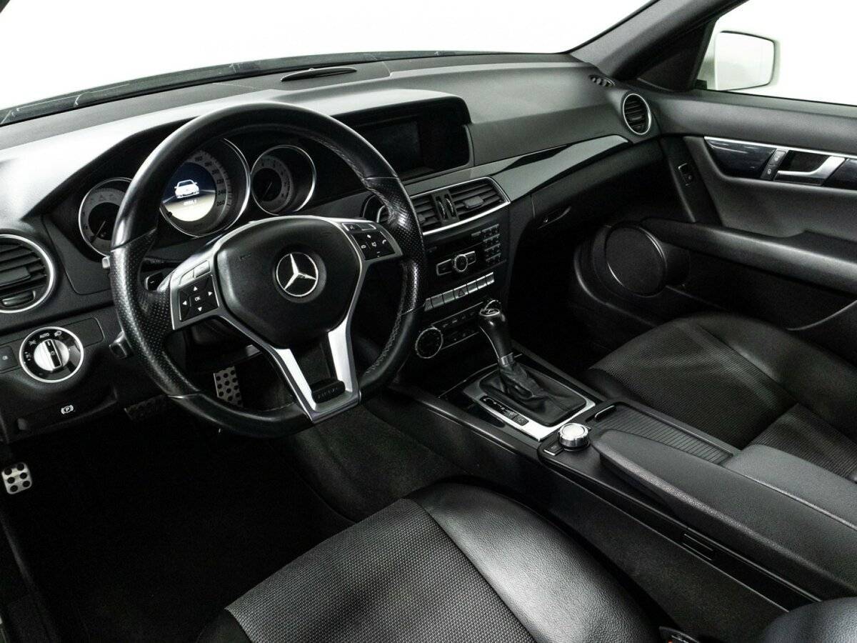 Мерседес-Бенц Ц-Класс б/у, 2012, Автоматическая. Фото: #10