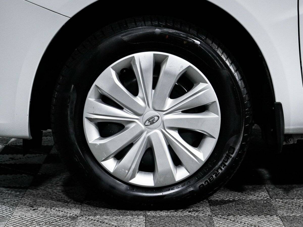 Лада (ВАЗ) Веста б/у, 2023, Механическая. Фото: #14