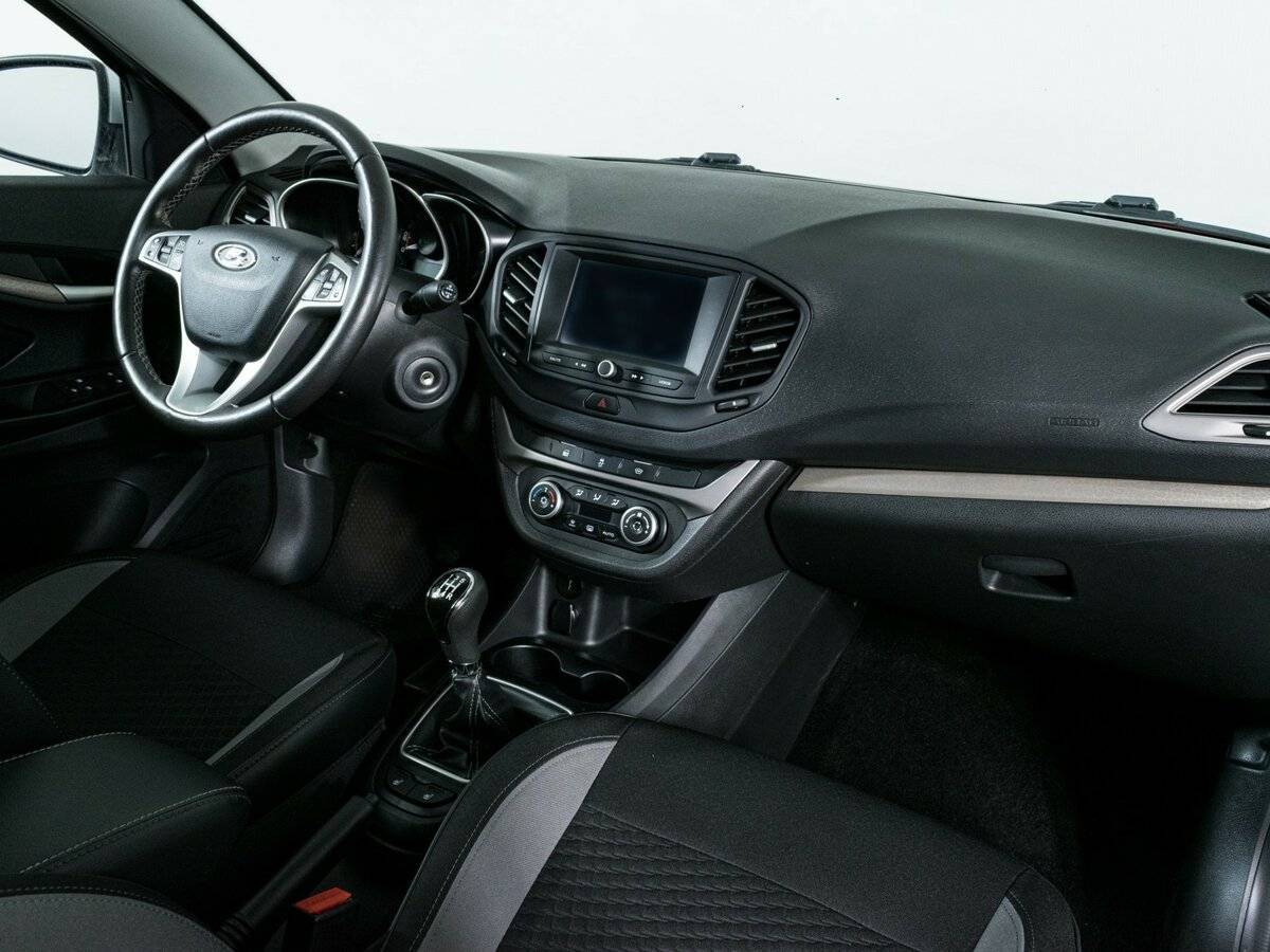 Лада (ВАЗ) Веста б/у, 2021, Механическая. Фото: #7