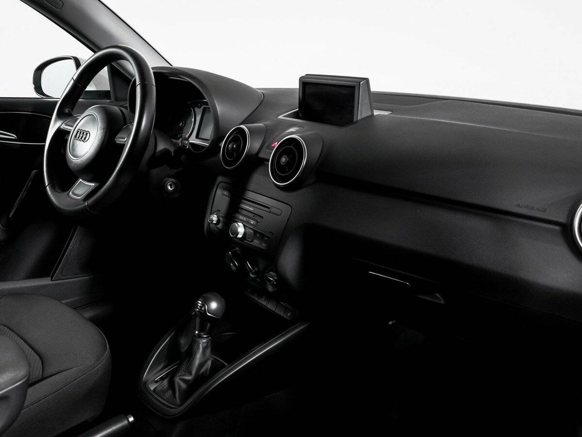 Ауди А1 б/у, 2014, Роботизированная. Фото: #8