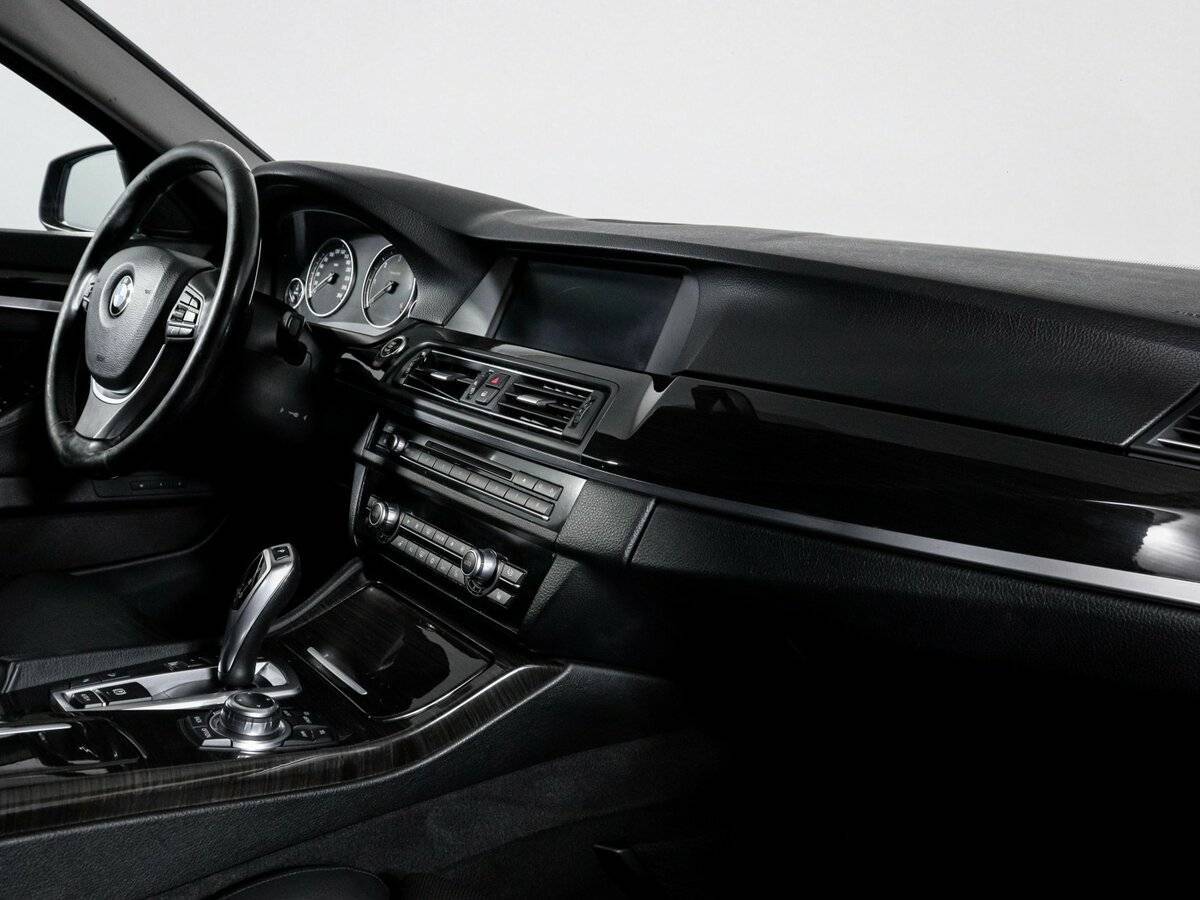 БМВ 5 серии б/у, 2012, Автоматическая. Фото: #8