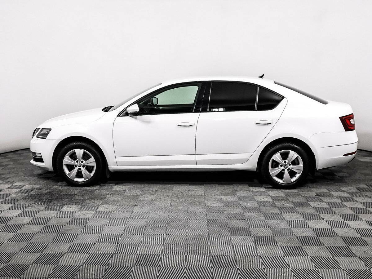 Шкода Октавия б/у, 2017, Роботизированная. Фото: #7