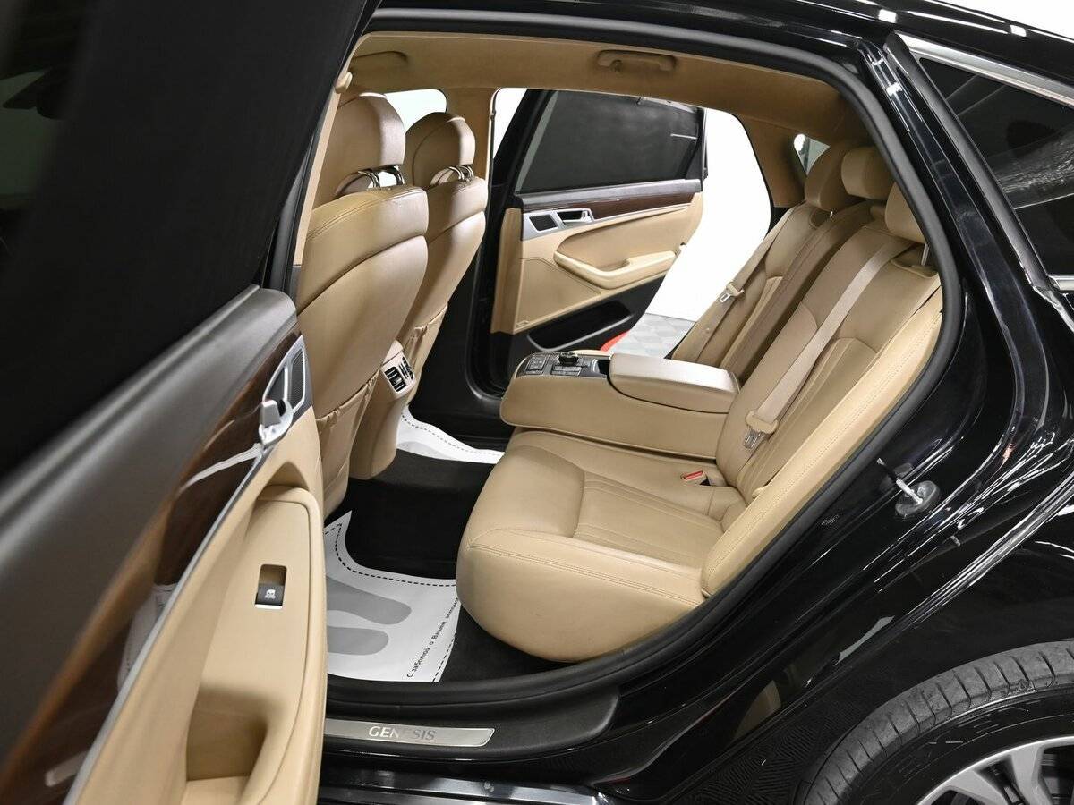 Хендай Генезис б/у, 2016, Автоматическая. Фото: #16