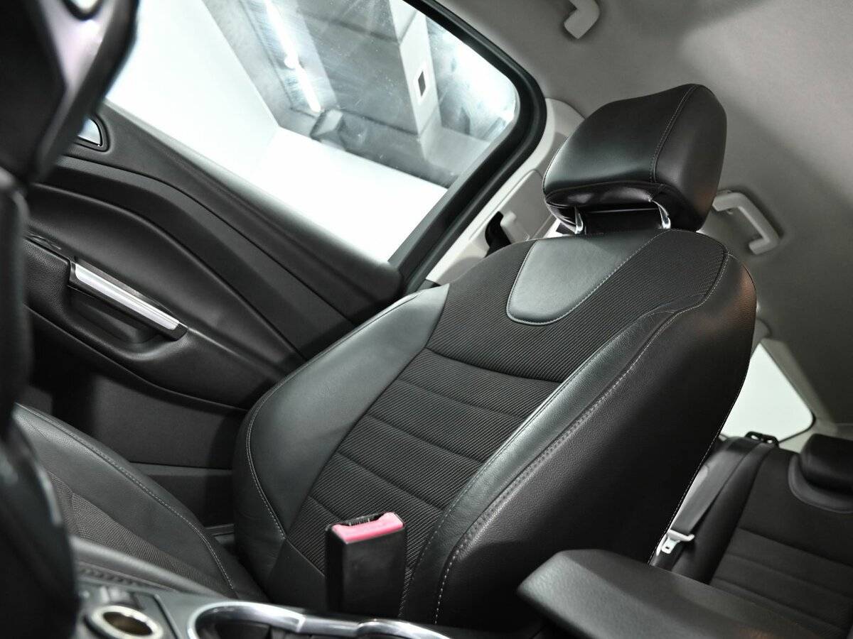 Форд Куга б/у, 2013, Автоматическая. Фото: #11