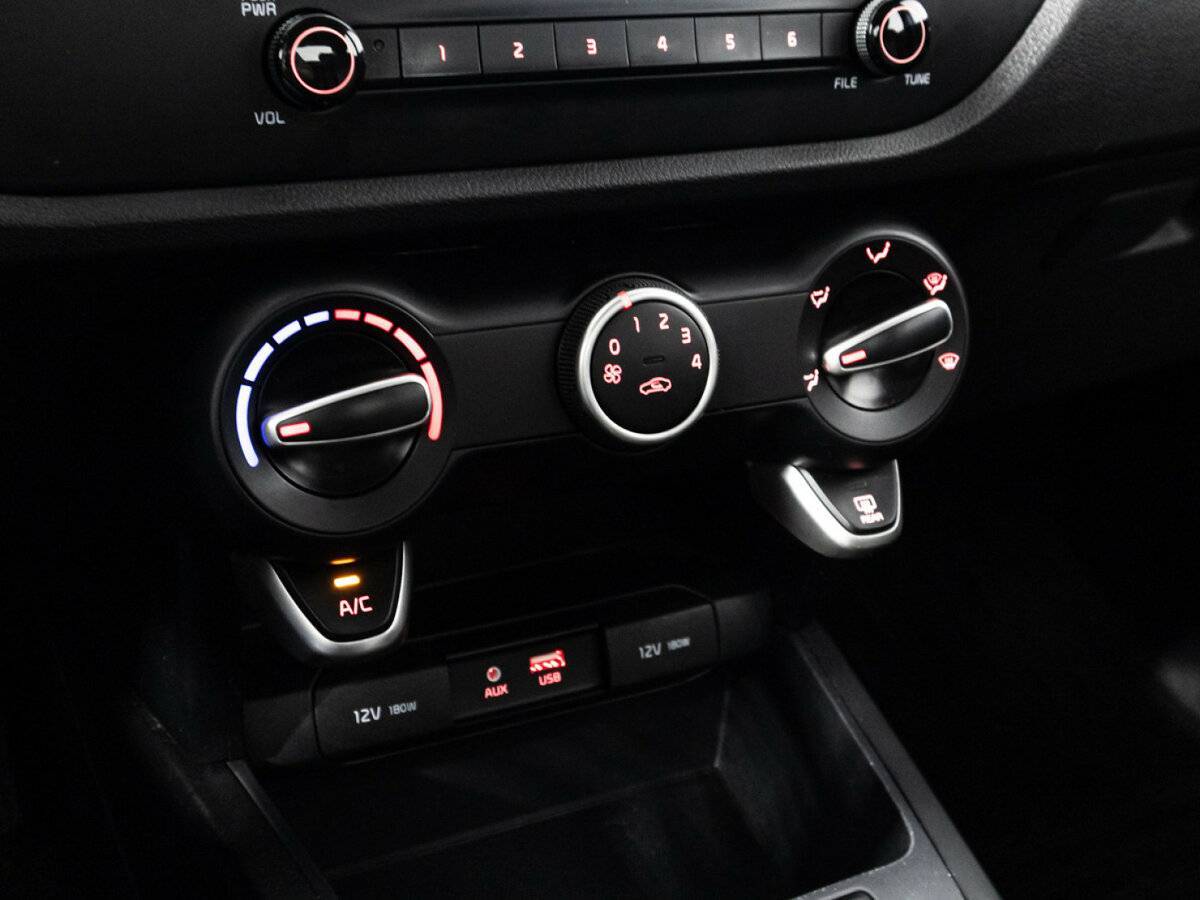 Киа Рио б/у, 2019, Механическая. Фото: #14