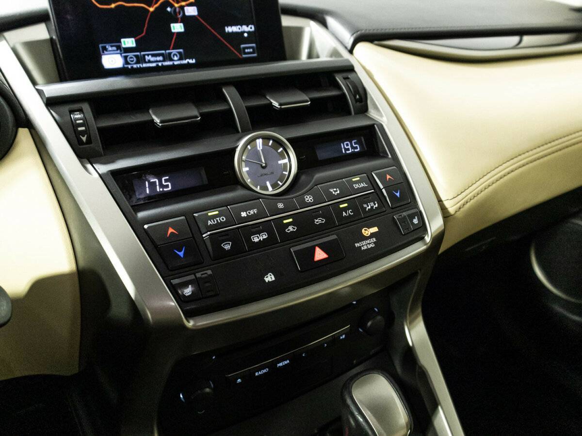 Лексус Н-Икс б/у, 2015, Вариатор. Фото: #20