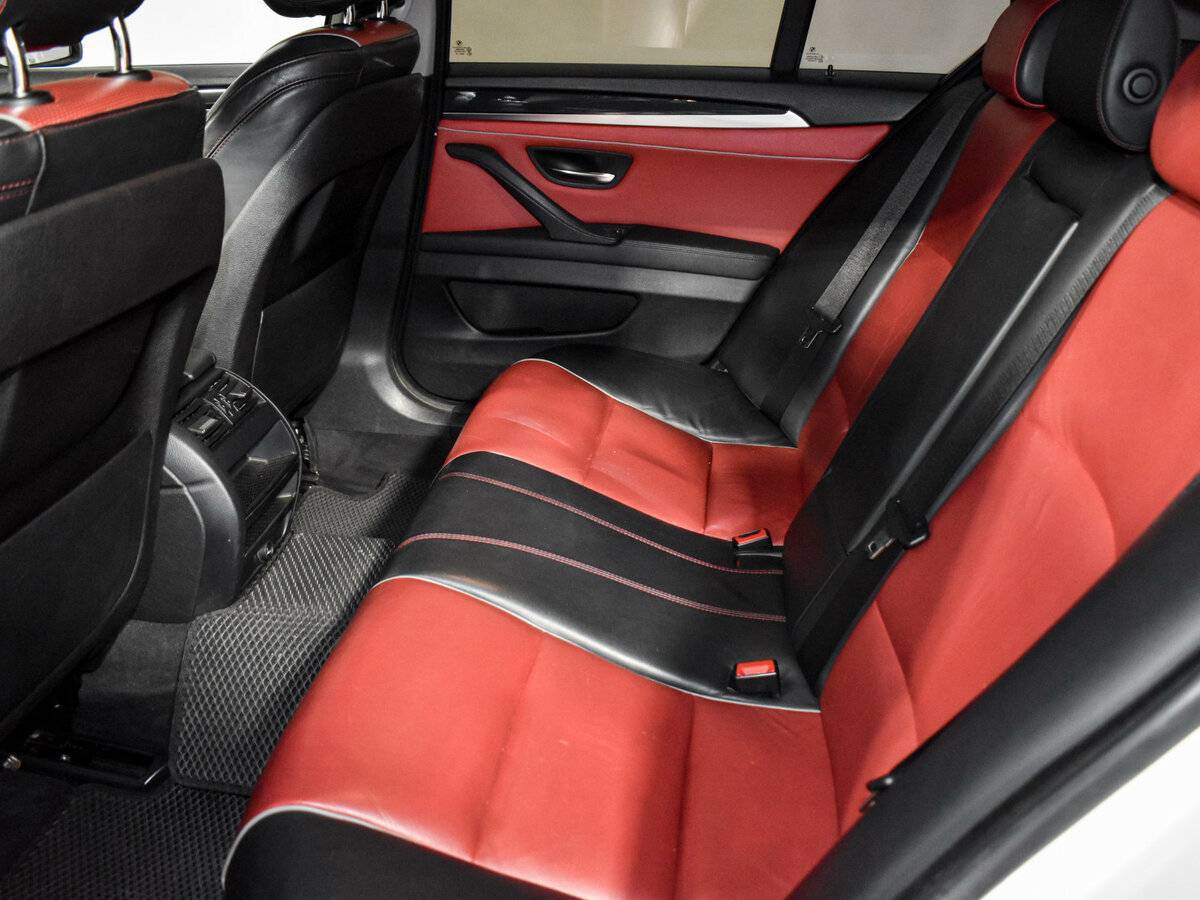 БМВ 5 серии б/у, 2013, Автоматическая. Фото: #11