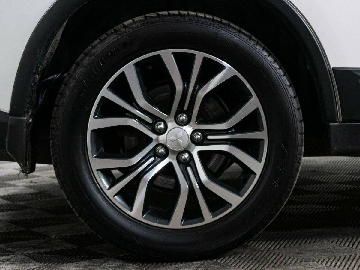 Митсубиши Оутлэндер б/у, 2016, Вариатор. Фото: #18