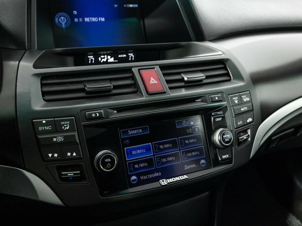 Хонда Кросстур б/у, 2013, Автоматическая. Фото: #19