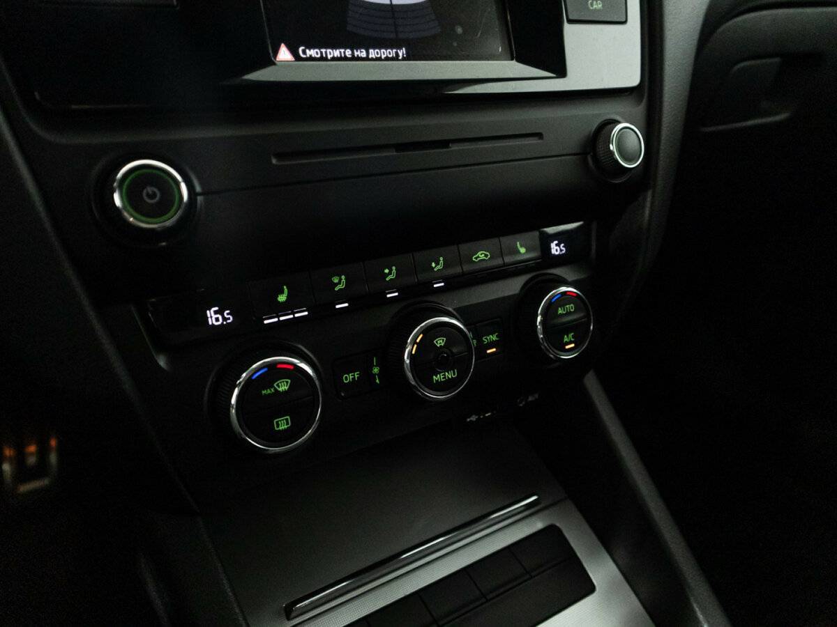 Шкода Октавия б/у, 2016, Роботизированная. Фото: #16