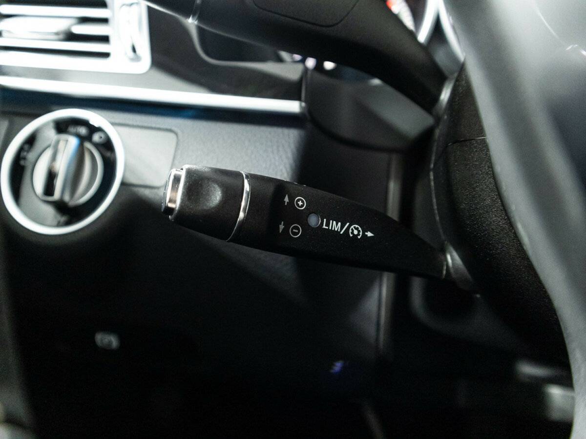 Мерседес-Бенц Е-Класс б/у, 2015, Автоматическая. Фото: #19