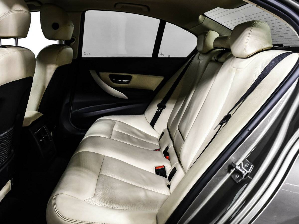 БМВ 3 серии б/у, 2015, Автоматическая. Фото: #12