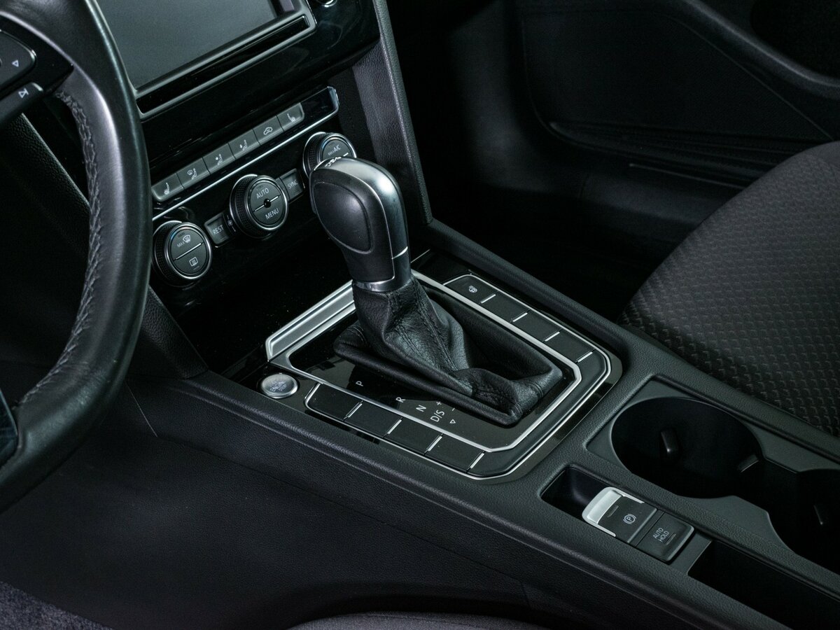 Фольксваген Пассат б/у, 2017, Роботизированная. Фото: #12