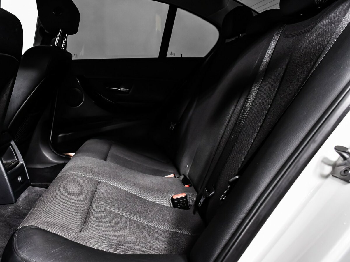 БМВ 3 серии б/у, 2017, Автоматическая. Фото: #11