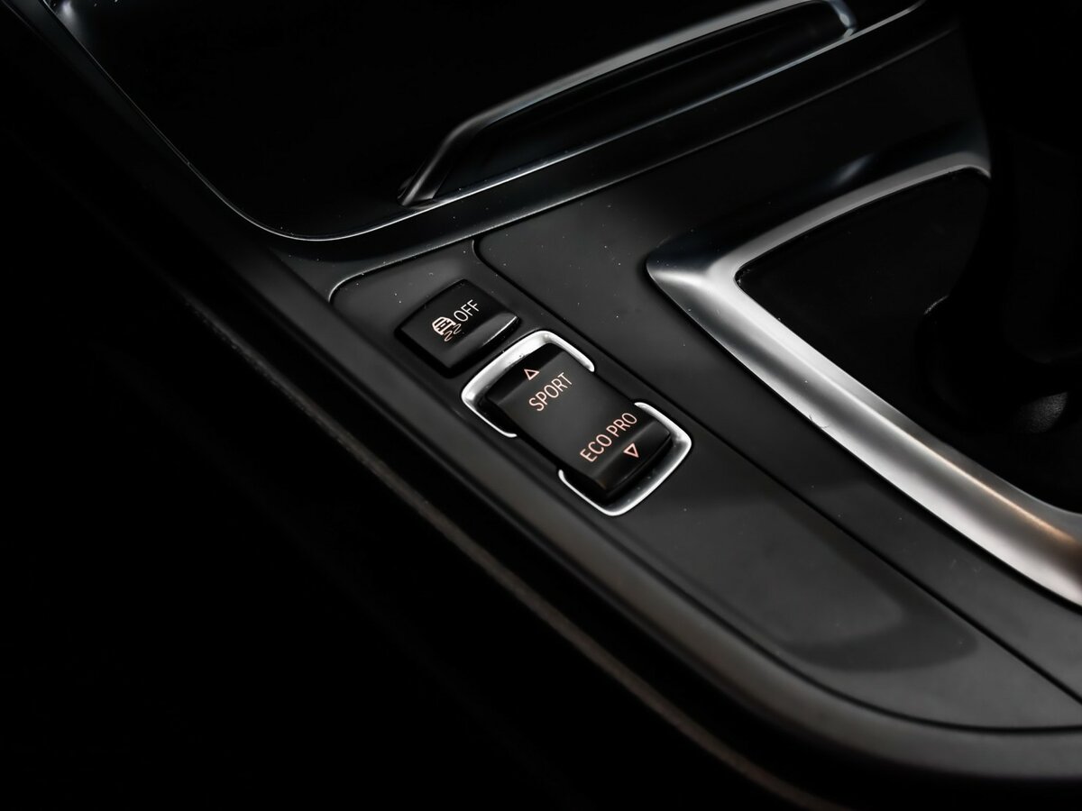 БМВ 3 серии б/у, 2017, Автоматическая. Фото: #14