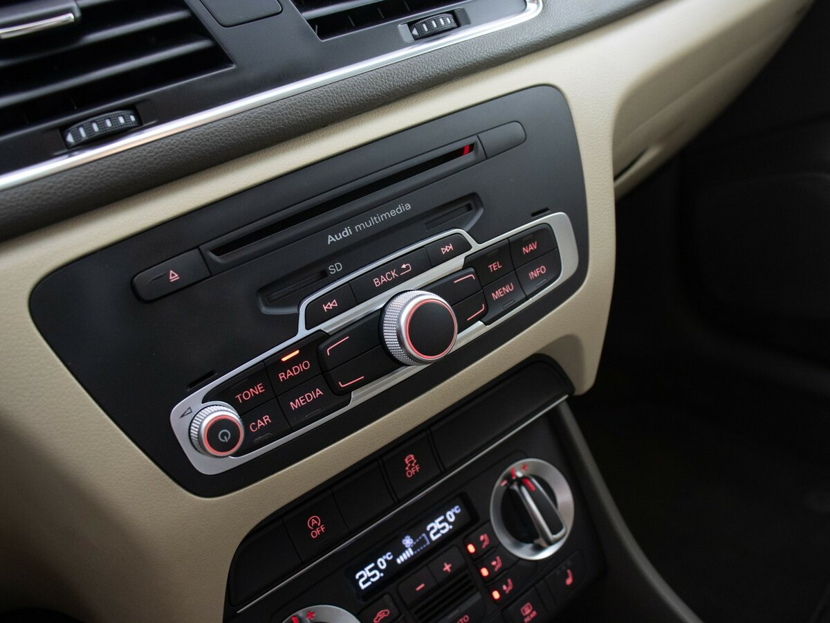 Ауди К3 б/у, 2013, Роботизированная. Фото: #10