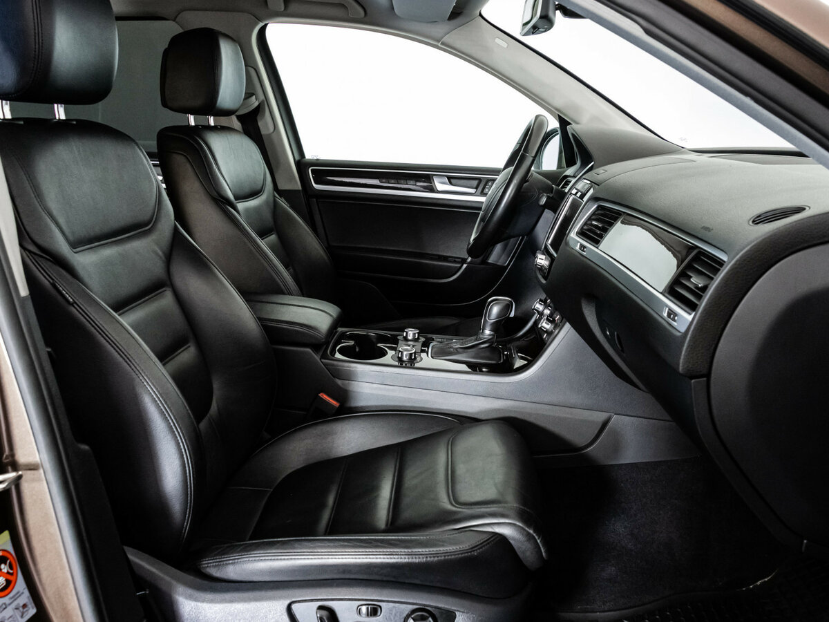 Фольксваген Туарег б/у, 2012, Автоматическая. Фото: #18